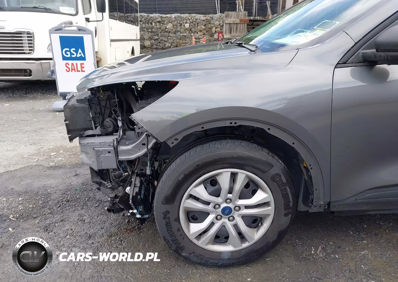 2021 Ford Escape S VIN:1FMCU9F67MUA81638 - 16