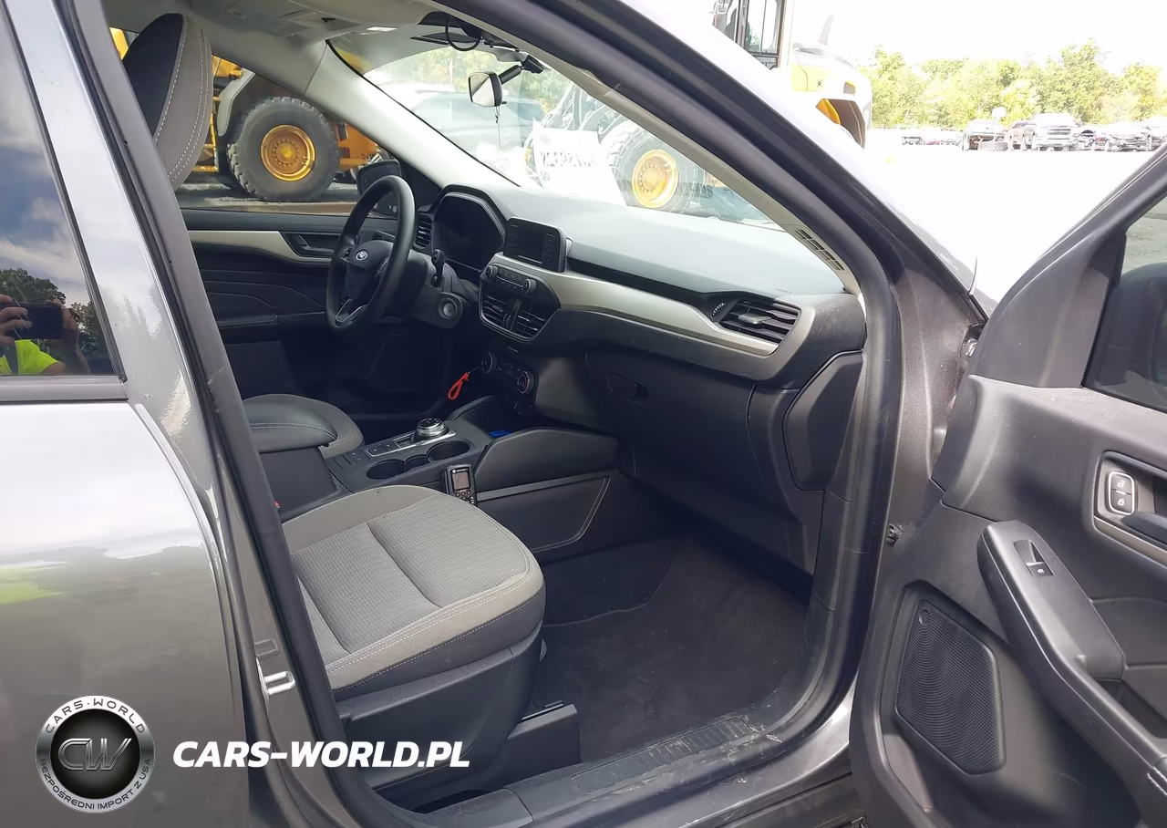 2021 Ford Escape S VIN:1FMCU9F67MUA81638 - 5