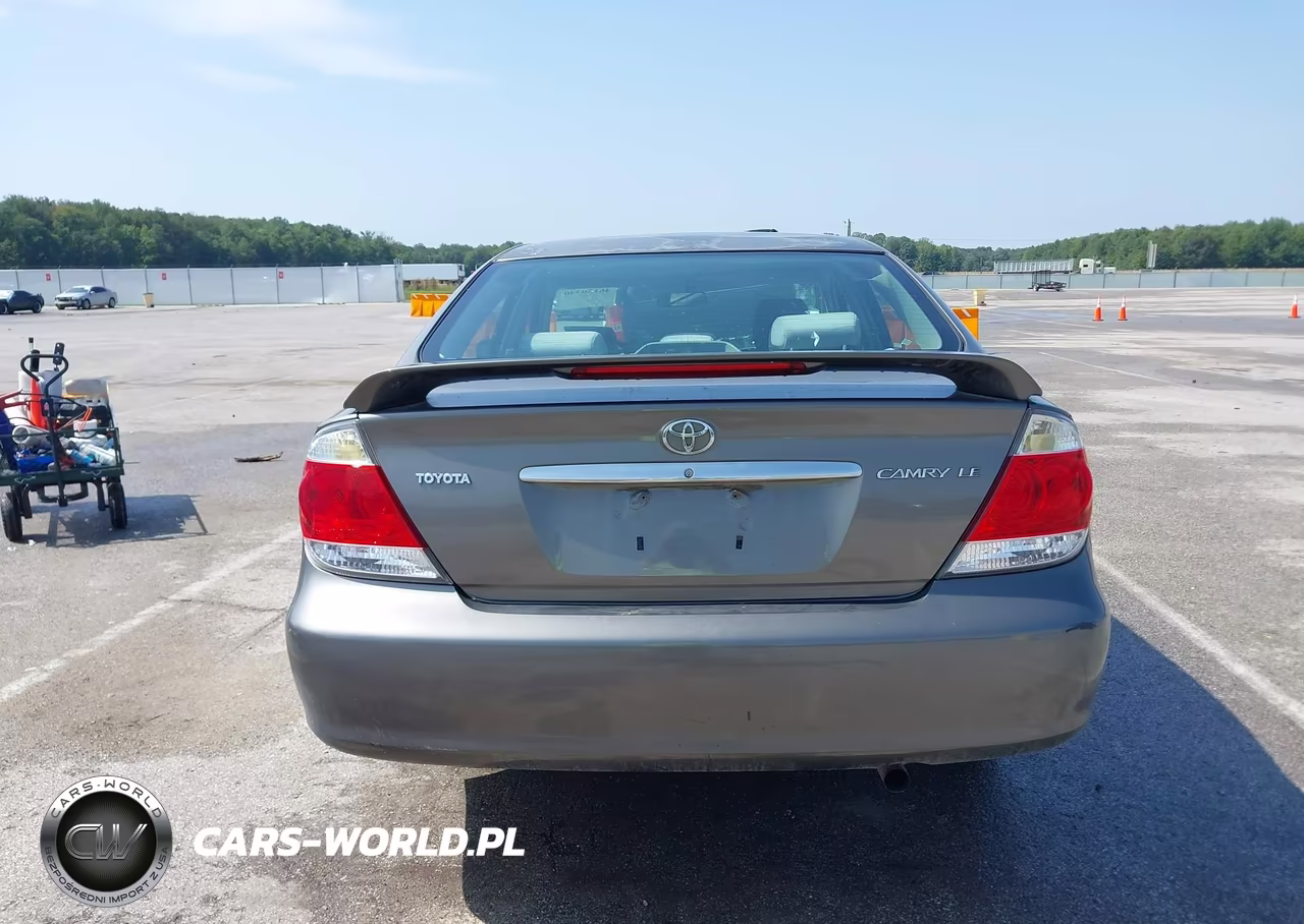 2006 Toyota Camry Le VIN:4T1BE32K86U733792 - 17