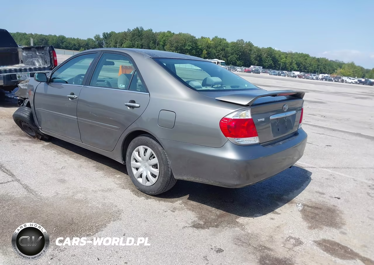 2006 Toyota Camry Le VIN:4T1BE32K86U733792 - 3