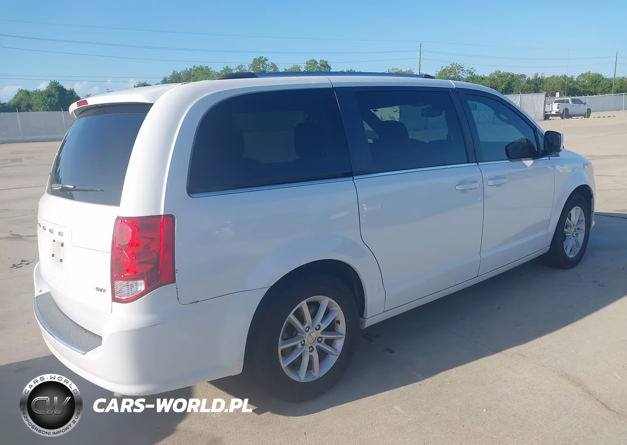 2019 Dodge Grand Caravan Sxt VIN:2C4RDGCG3KR741054 - 4