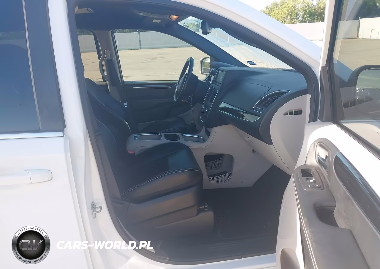 2019 Dodge Grand Caravan Sxt VIN:2C4RDGCG3KR741054 - 5
