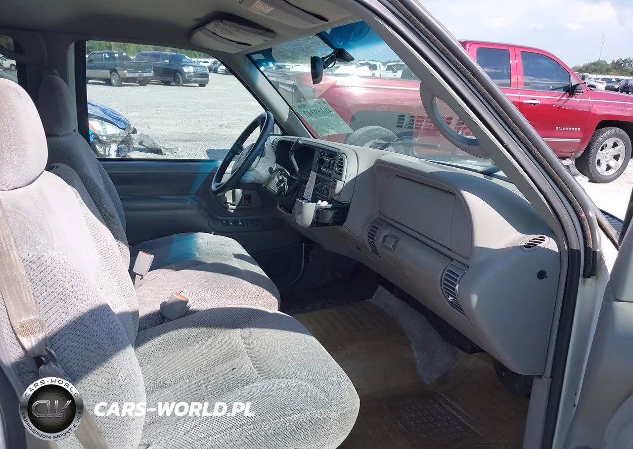 1999 GMC Yukon Sle VIN:1GKEC13R1XJ714936 - 5