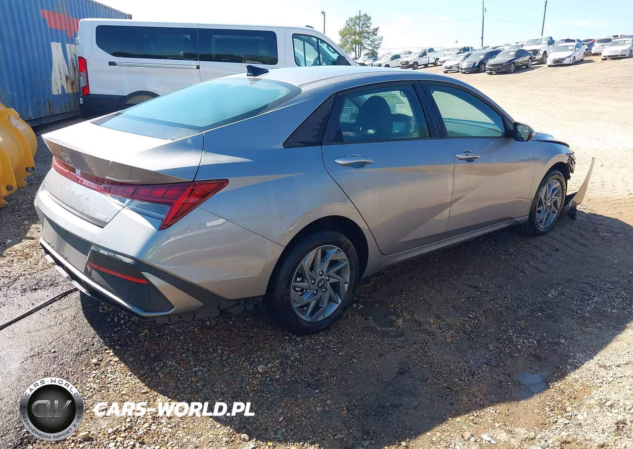 2025 Hyundai Elantra Hybrid Blue VIN:KMHLM4DJXSU170613 - 4