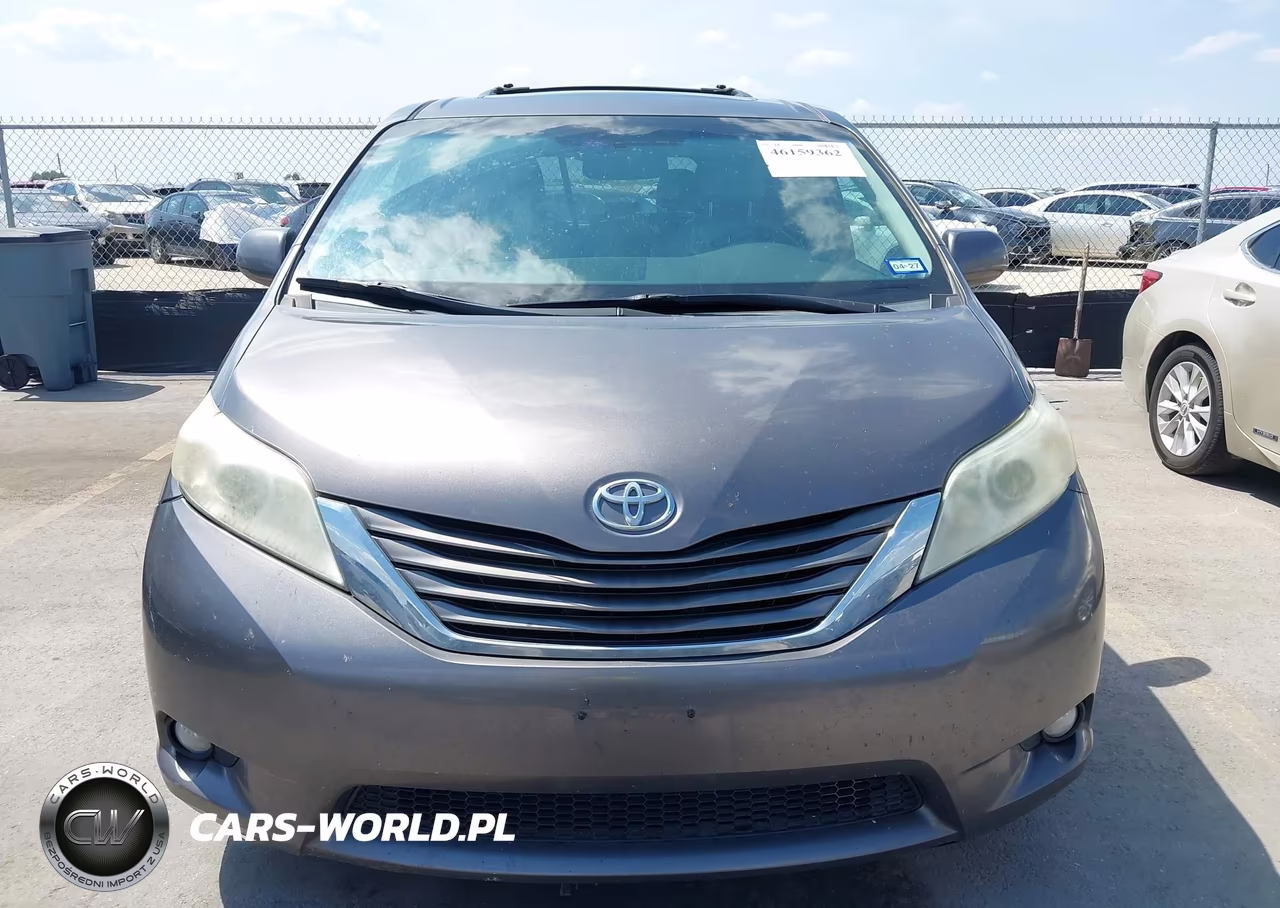 2011 Toyota Sienna Xle V6 VIN:5TDYK3DC8BS128912 - 12