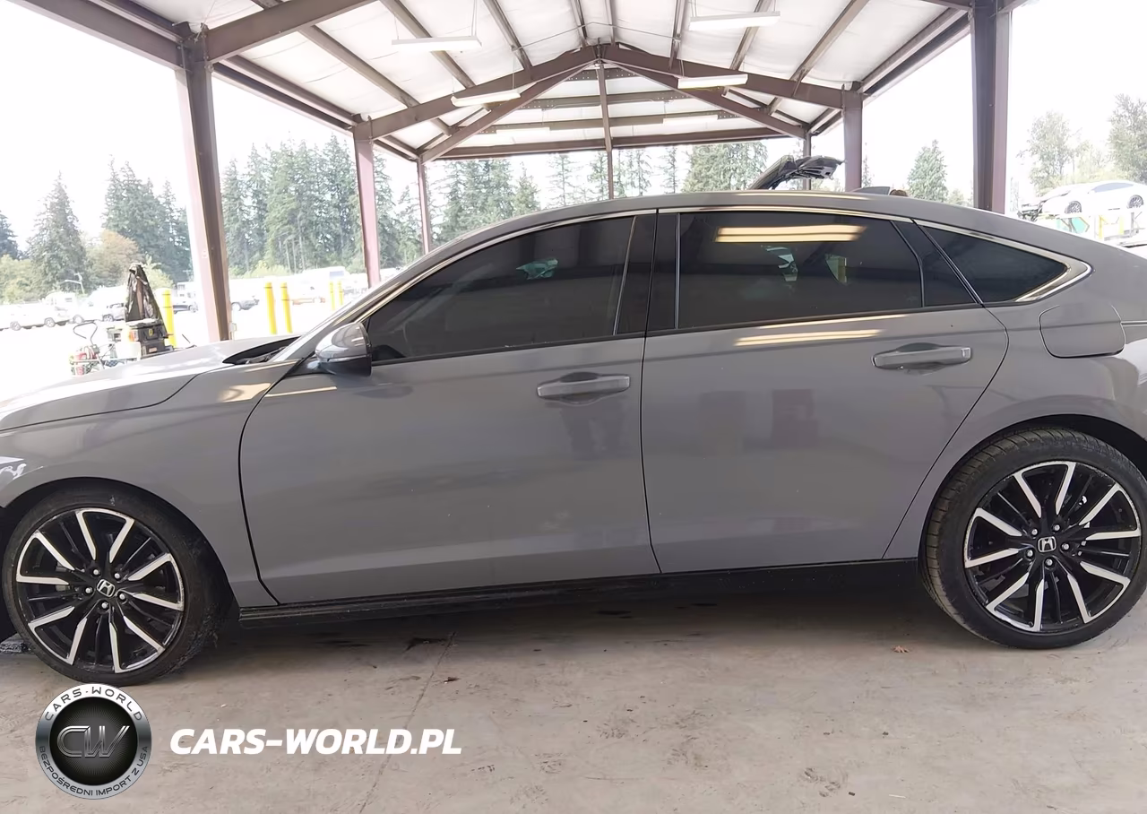 2025 Honda Accord Hybrid Touring VIN:1HGCY2F84SA002136 - 15
