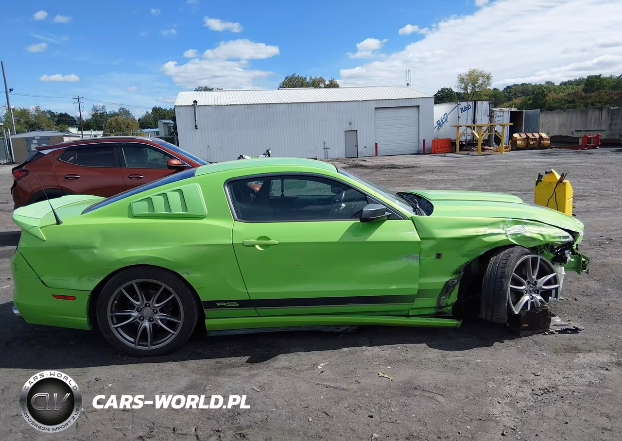 2013 Ford Mustang V6 VIN:1ZVBP8AM2D5280613 - 13
