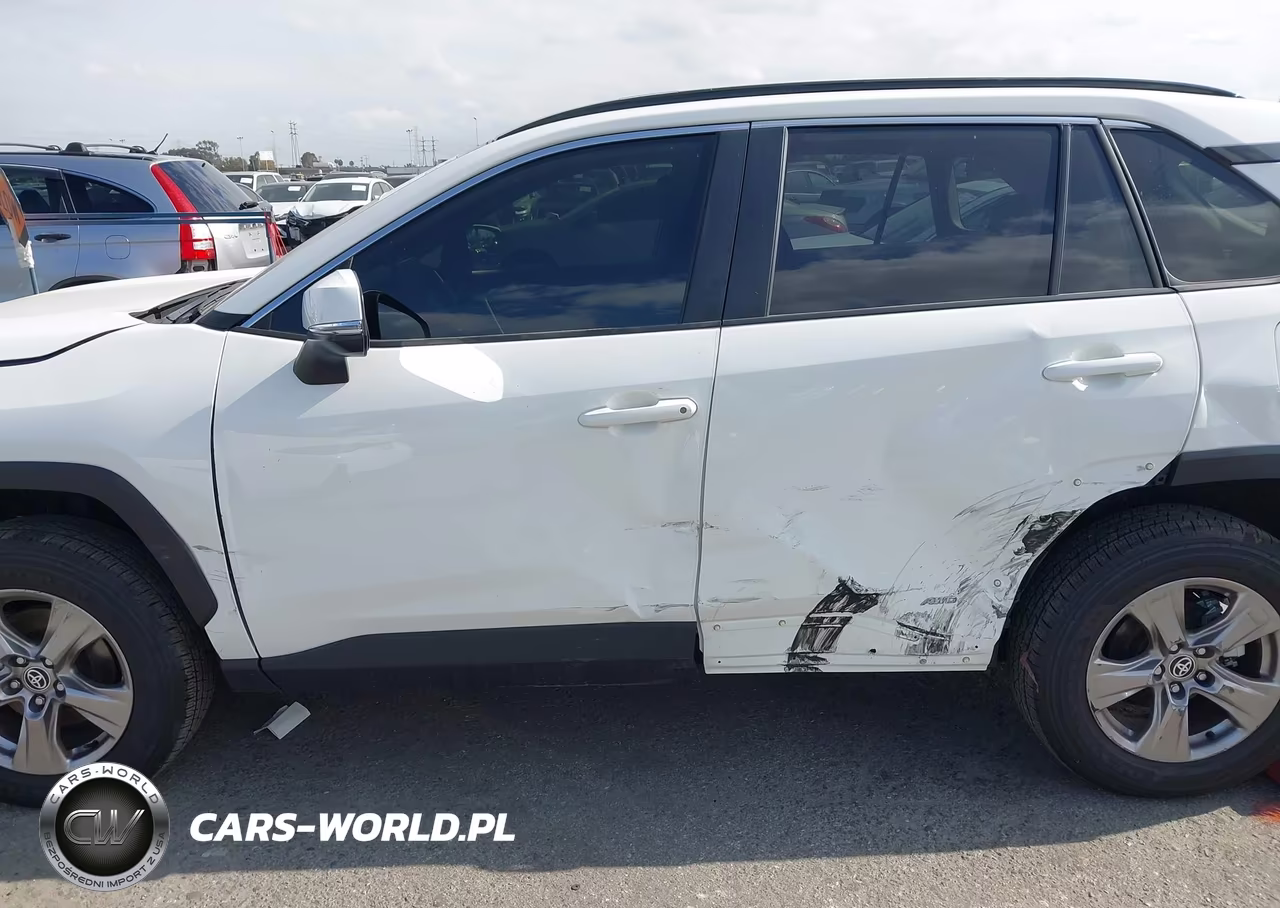 2025 Toyota Rav4 Hybrid Xle VIN:JTMRWRFV3SD333026 - 14