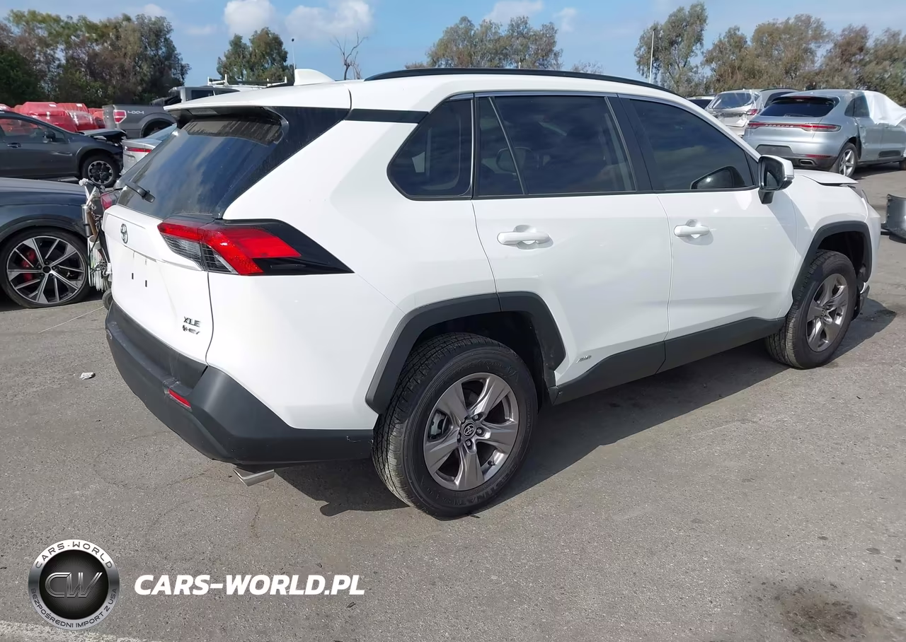2025 Toyota Rav4 Hybrid Xle VIN:JTMRWRFV3SD333026 - 4