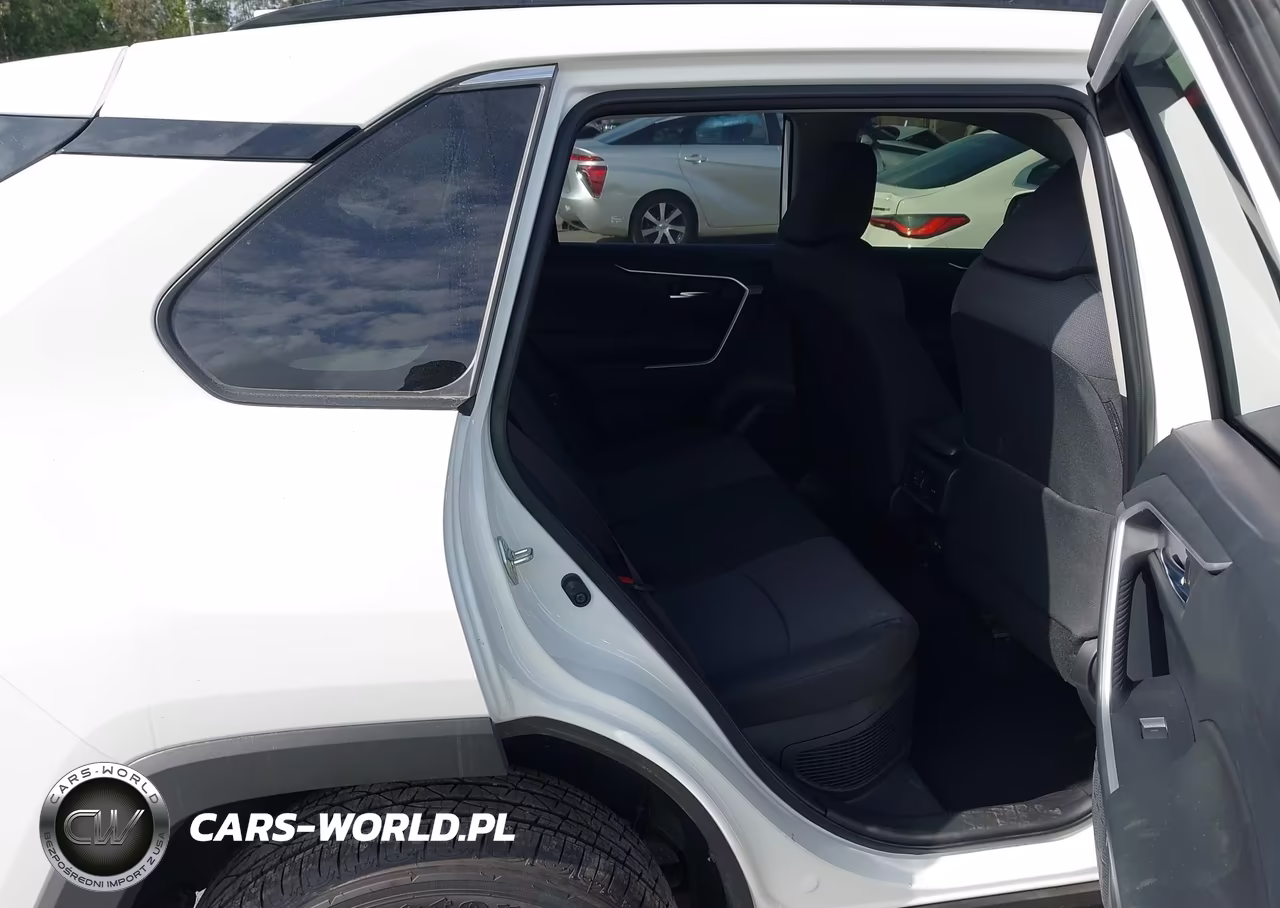 2025 Toyota Rav4 Hybrid Xle VIN:JTMRWRFV3SD333026 - 8