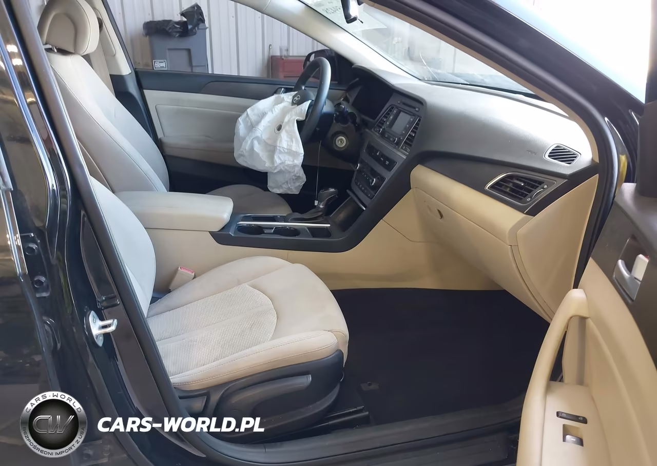 2015 Hyundai Sonata Sport VIN:5NPE34AF8FH259757 - 5