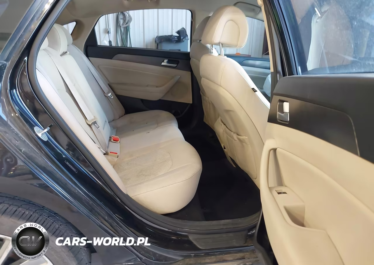 2015 Hyundai Sonata Sport VIN:5NPE34AF8FH259757 - 8