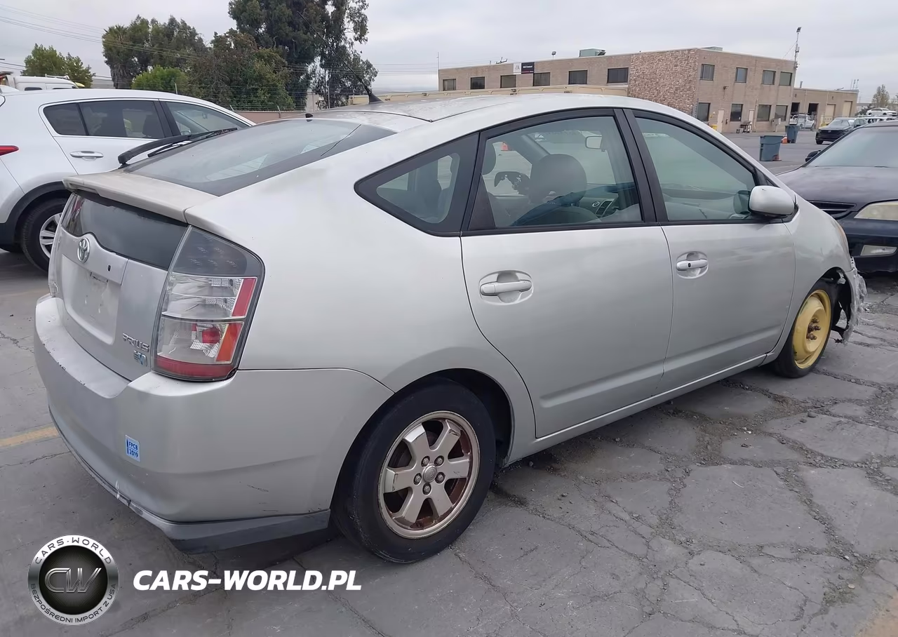 2005 Toyota Prius VIN:JTDKB20U850132674 - 4