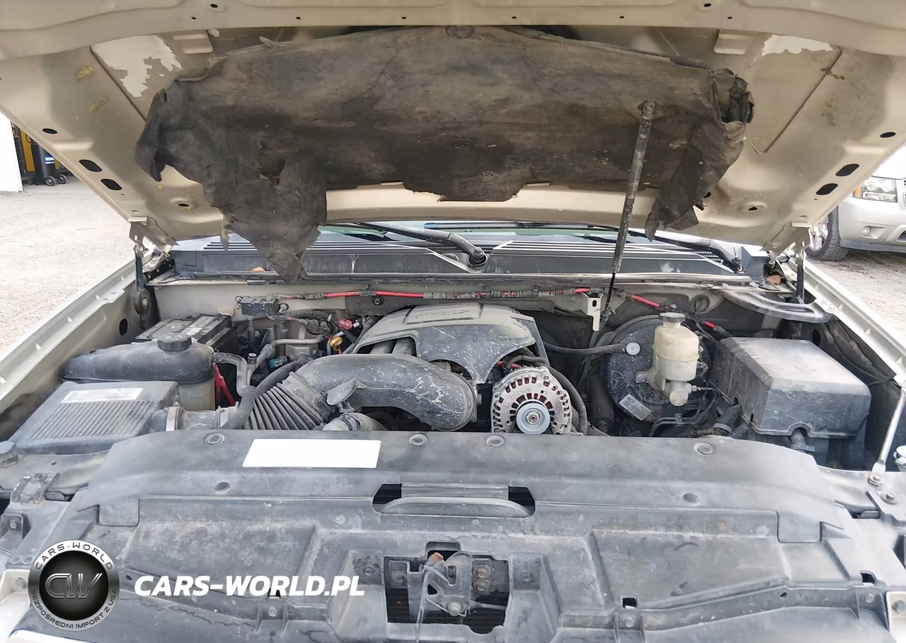 2007 Chevrolet Suburban Ls VIN:1GNFC16J27R335023 - 10
