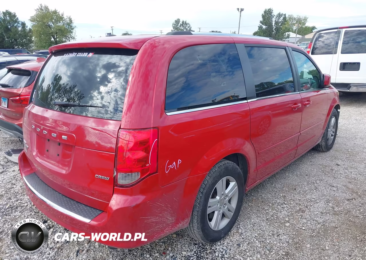2013 Dodge Grand Caravan Crew VIN:2C4RDGDG8DR704115 - 4
