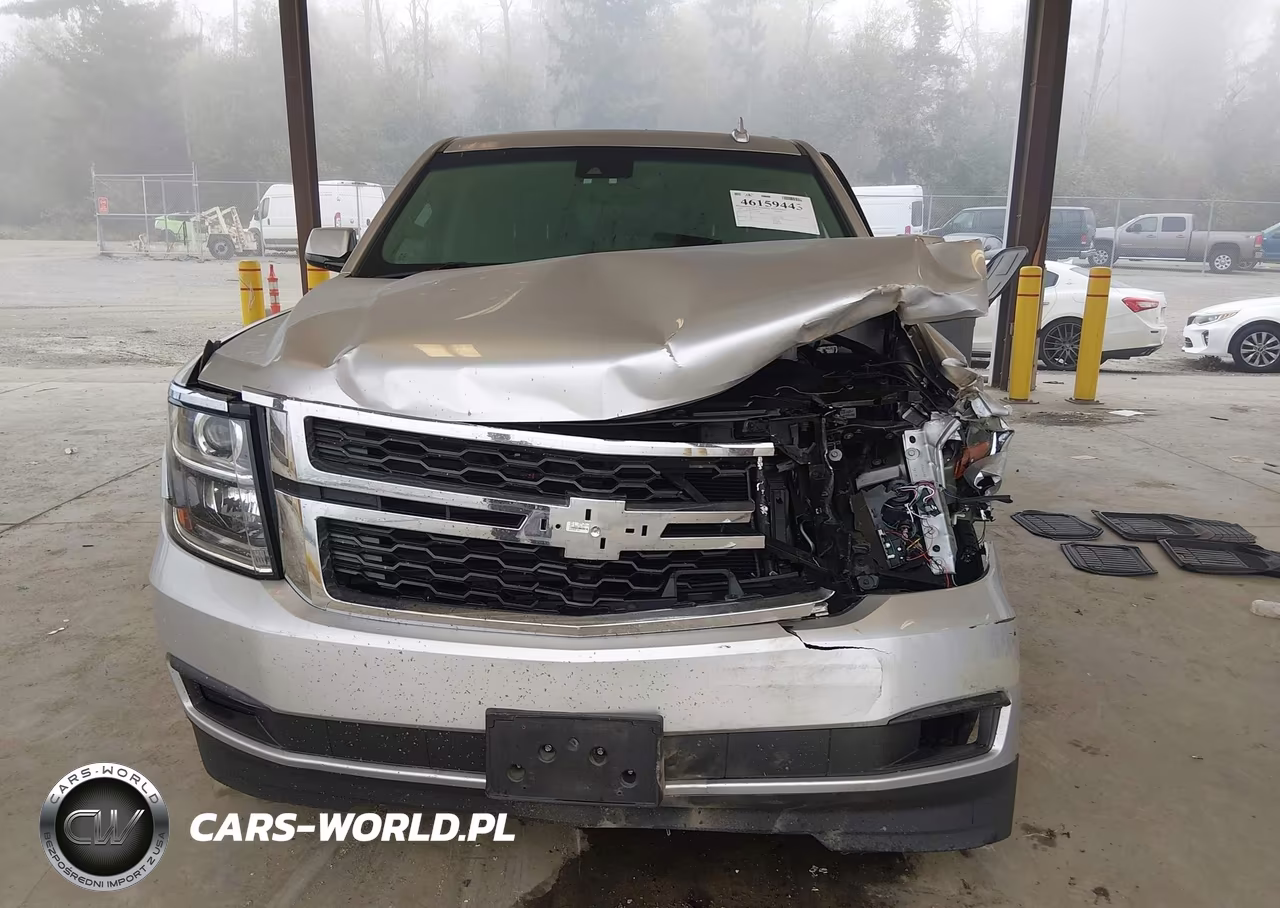 2018 Chevrolet Tahoe Lt VIN:1GNSKBKC5JR390684 - 13