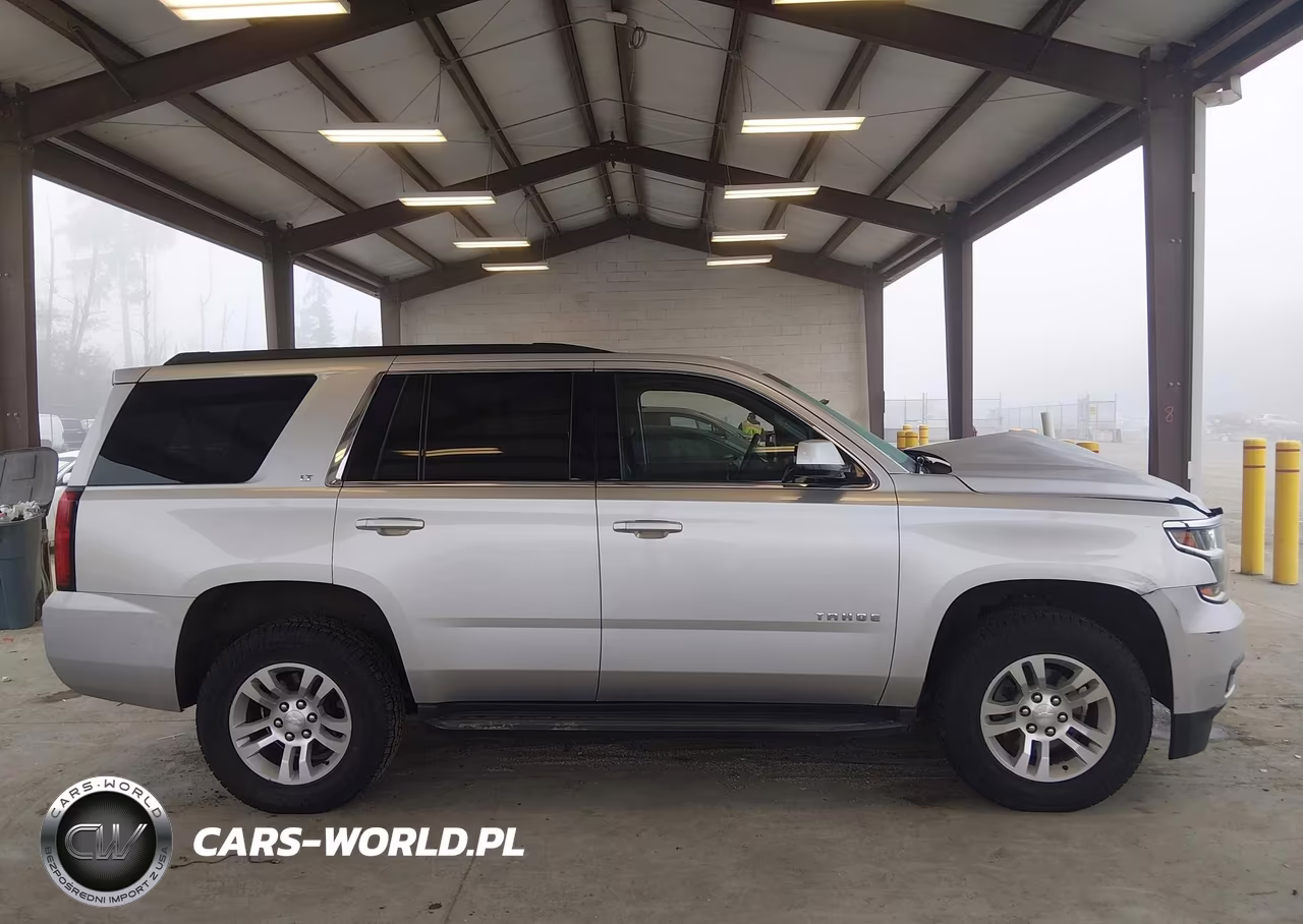 2018 Chevrolet Tahoe Lt VIN:1GNSKBKC5JR390684 - 14