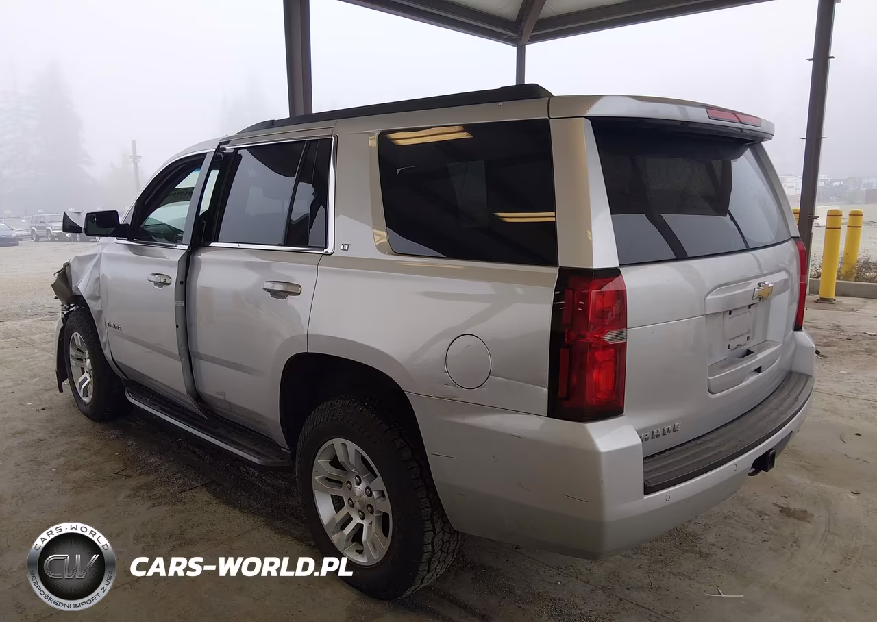 2018 Chevrolet Tahoe Lt VIN:1GNSKBKC5JR390684 - 3