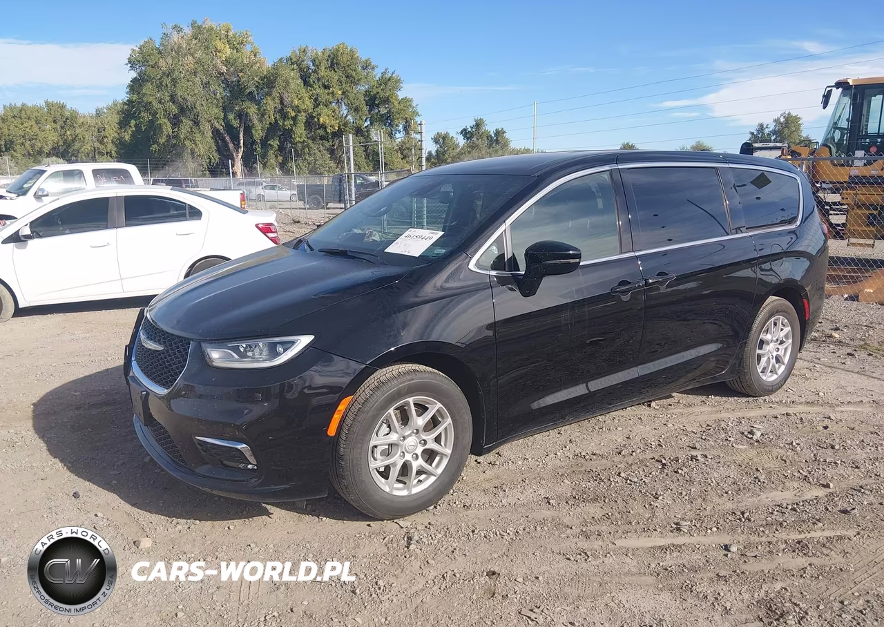 2026 Chrysler Pacifica Select VIN:2C4RC1BG4TR263648 - 2
