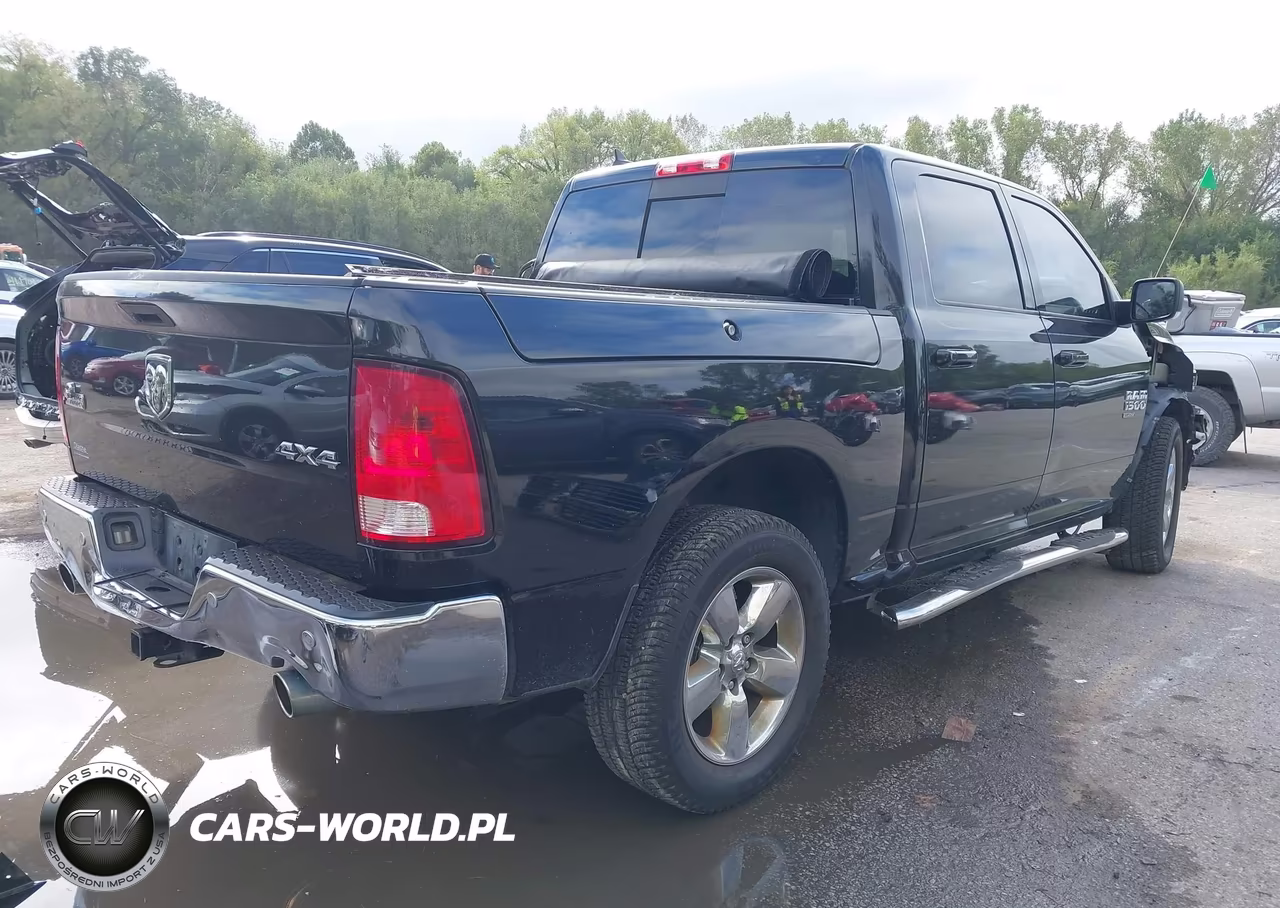 2019 Ram 1500 Classic Big Horn 4X4 5'7 Box VIN:1C6RR7LT6KS560972 - 4