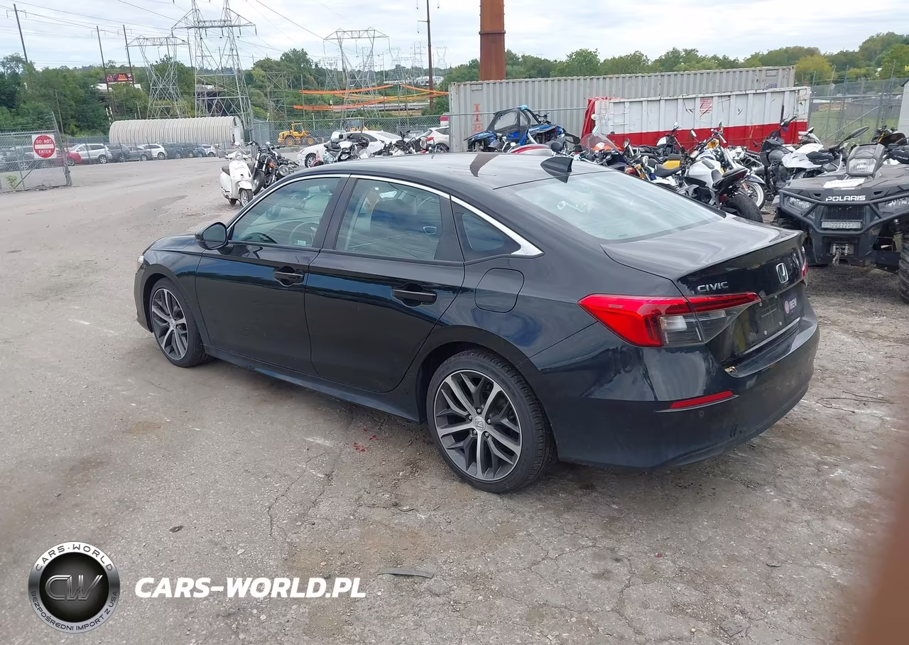 2024 Honda Civic Touring VIN:2HGFE1F96RH315970 - 3