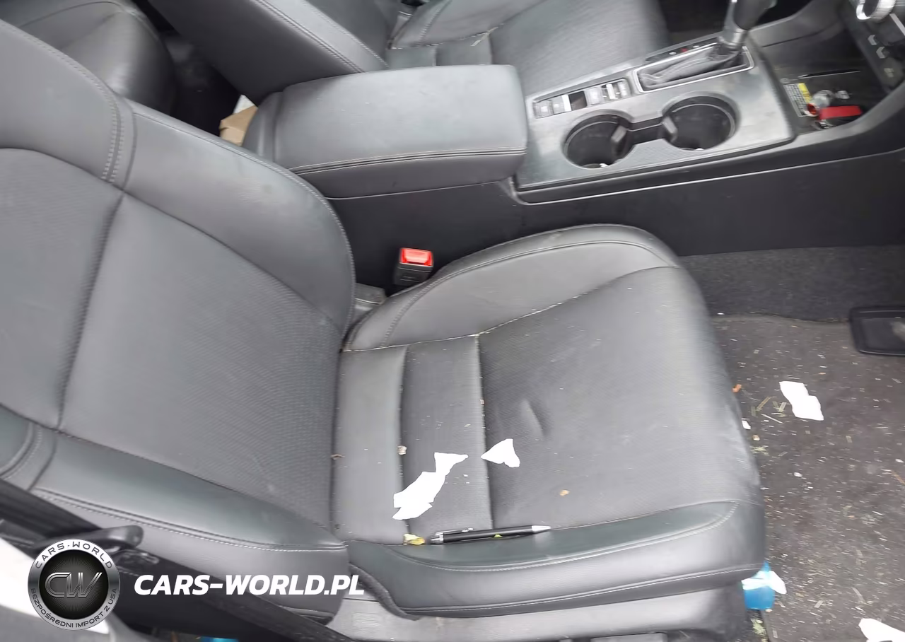 2024 Honda Civic Touring VIN:2HGFE1F96RH315970 - 5