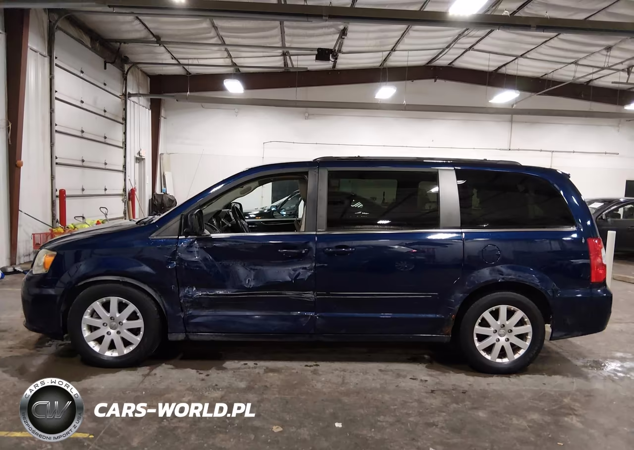 2012 Chrysler Town & Country Touring VIN:2C4RC1BGXCR233604 - 15