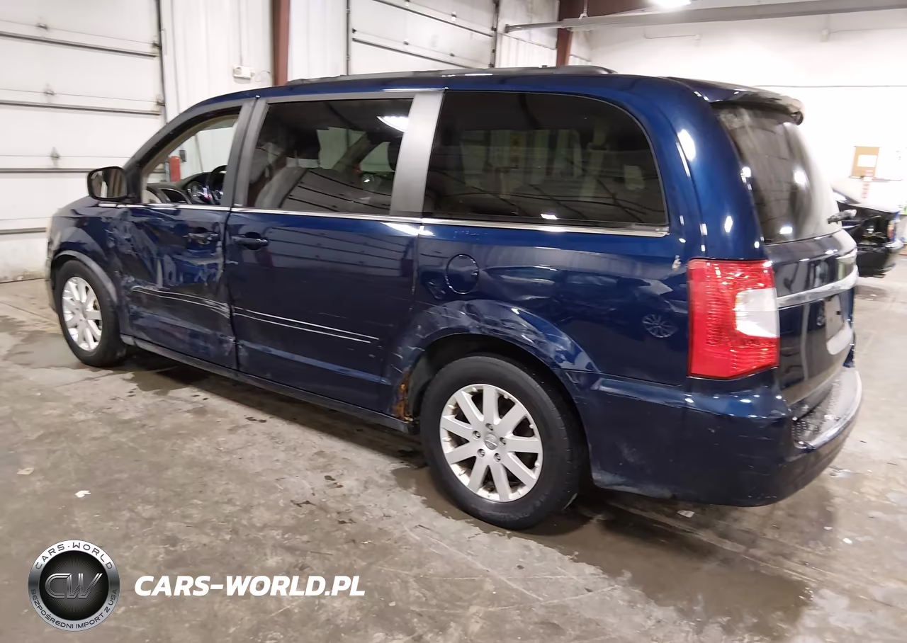 2012 Chrysler Town & Country Touring VIN:2C4RC1BGXCR233604 - 3