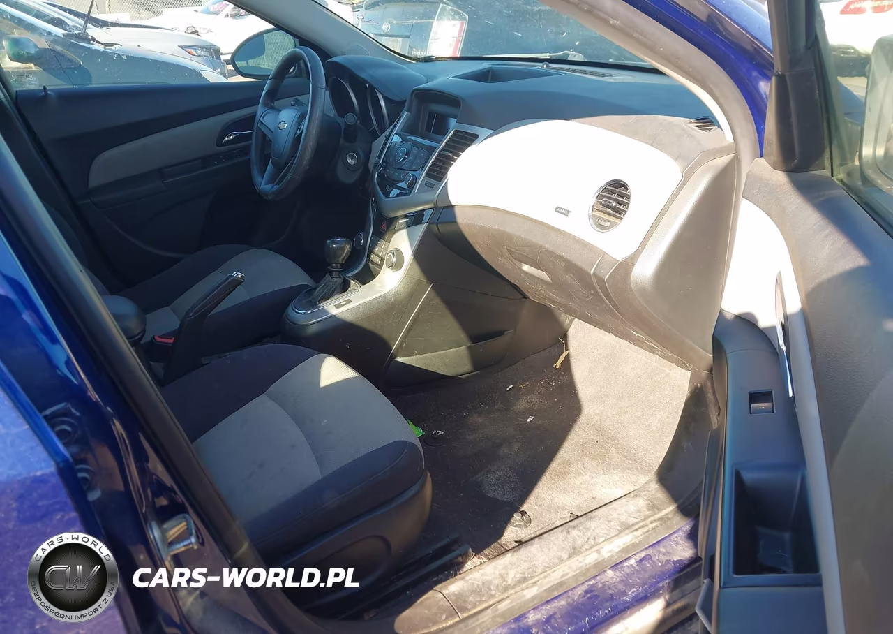 2013 Chevrolet Cruze Ls Manual VIN:1G1PB5SG5D7248136 - 5