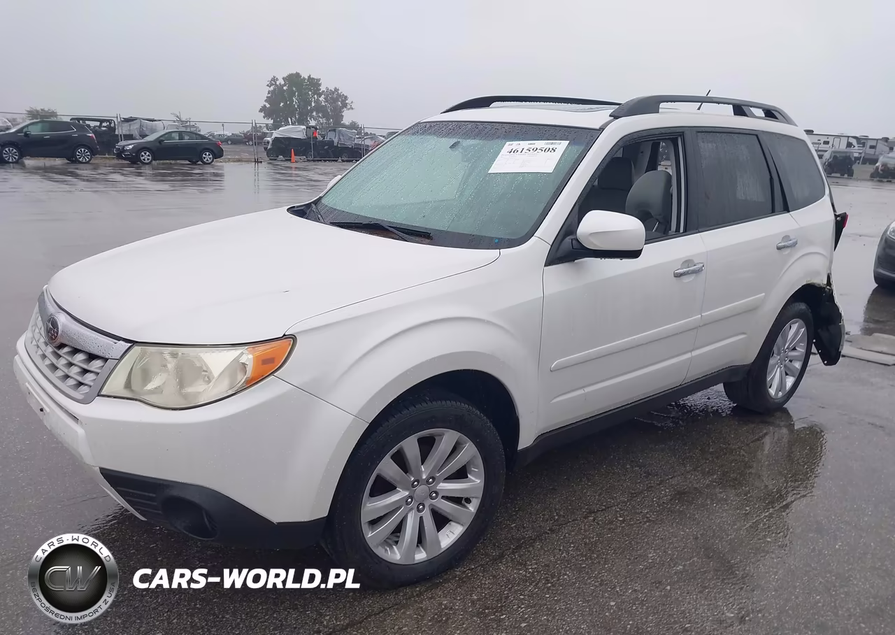 2013 Subaru Forester 2.5X Premium VIN:JF2SHADC2DH425725 - 2