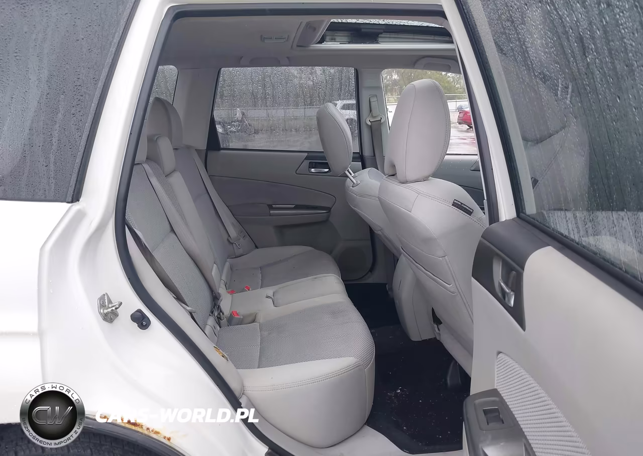 2013 Subaru Forester 2.5X Premium VIN:JF2SHADC2DH425725 - 8