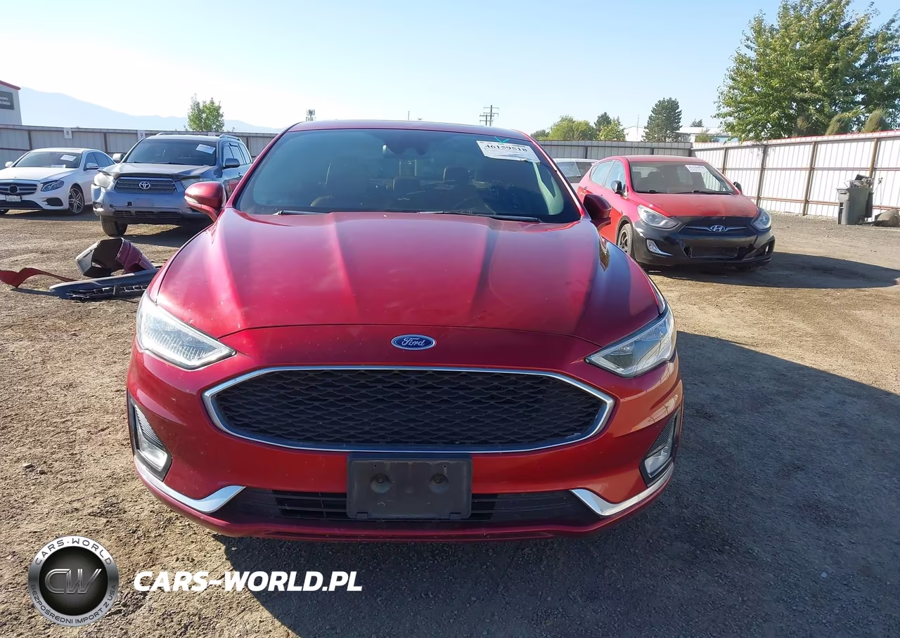 2019 Ford Fusion Energi Titanium VIN:3FA6P0SU0KR252393 - 13