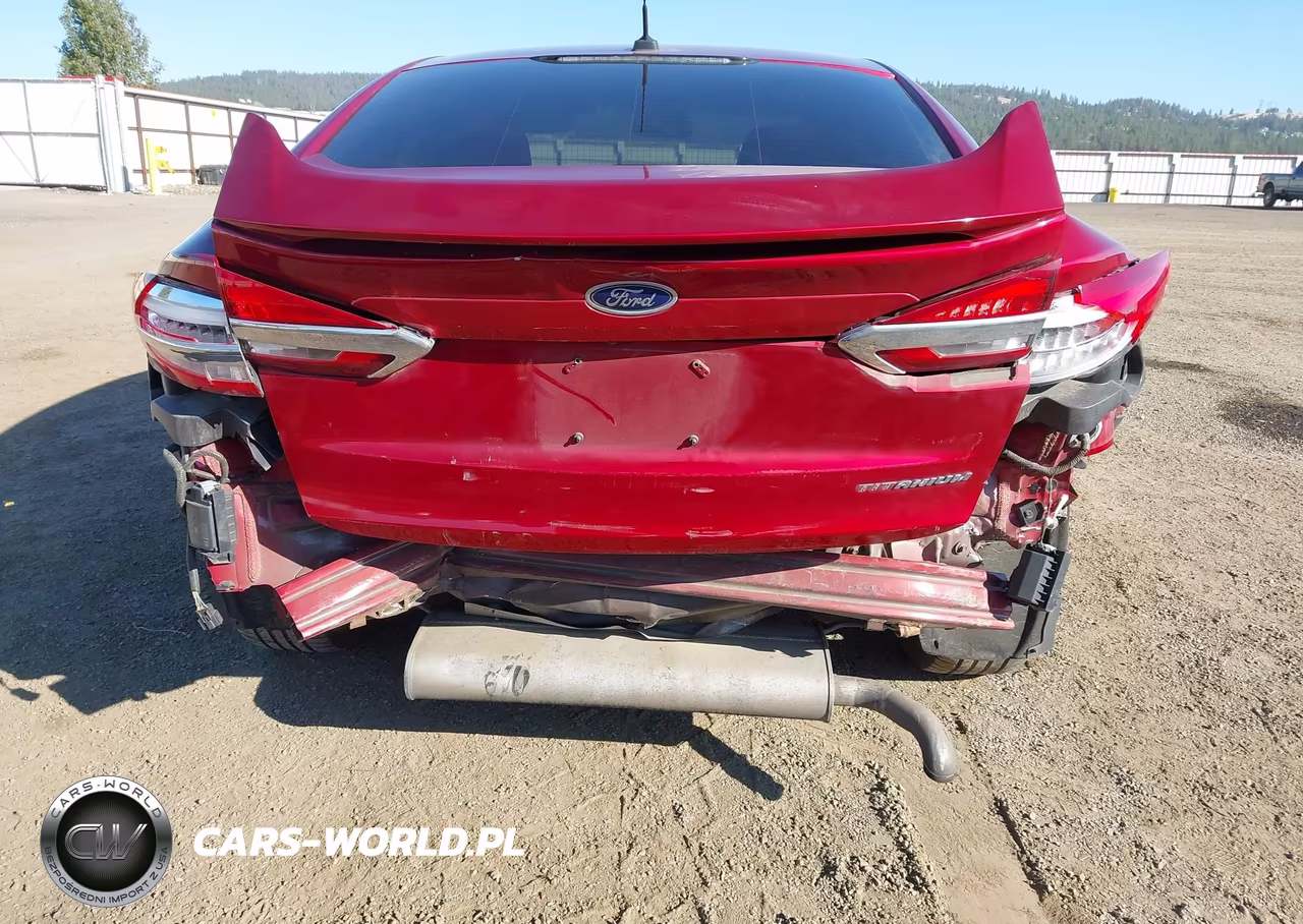 2019 Ford Fusion Energi Titanium VIN:3FA6P0SU0KR252393 - 6