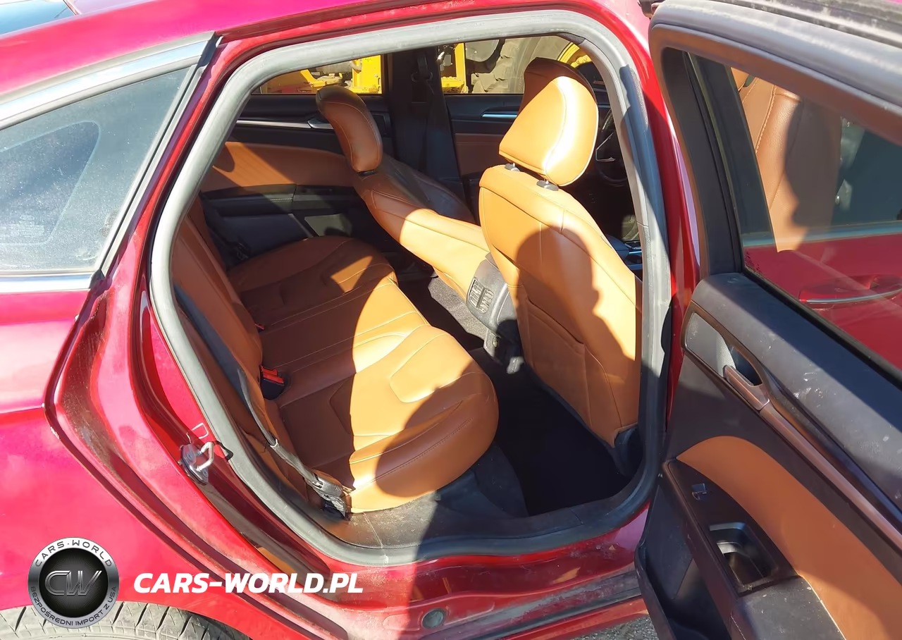 2019 Ford Fusion Energi Titanium VIN:3FA6P0SU0KR252393 - 8
