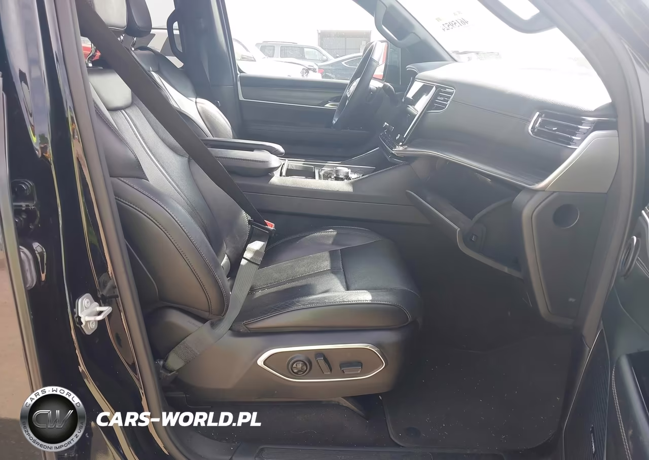 2024 Jeep Wagoneer Series Ii 4X2 VIN:1C4SJUBP2RS136512 - 5