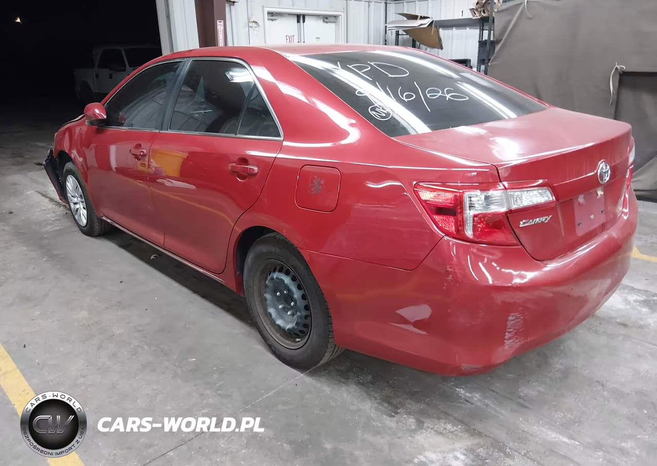 2014 Toyota Camry Le VIN:4T4BF1FK2ER396410 - 3