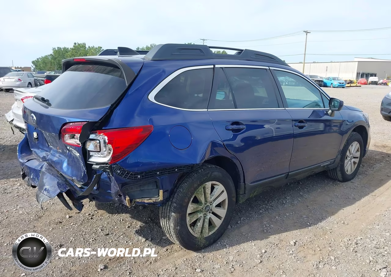 2016 Subaru Outback 2.5I Premium VIN:4S4BSACC0G3328084 - 4