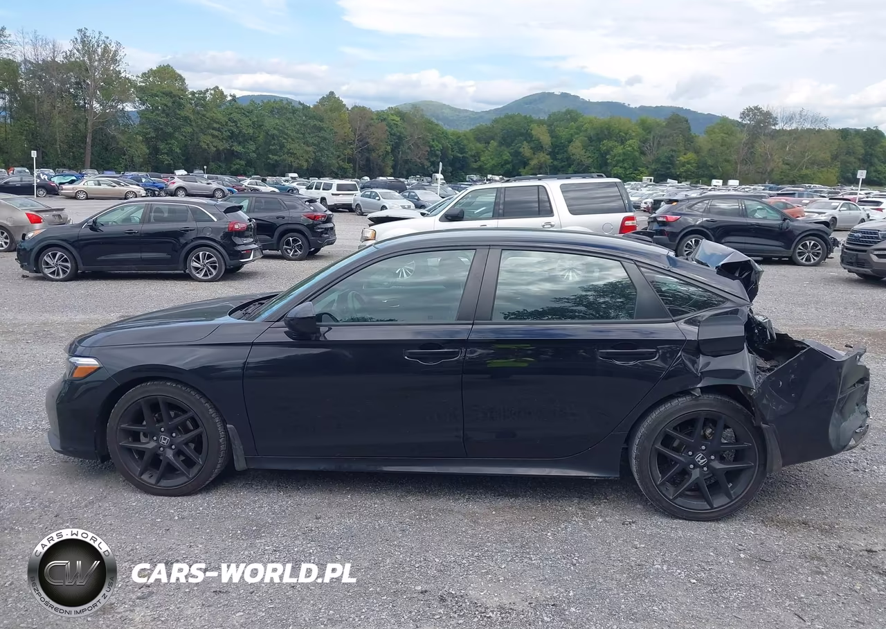 2025 Honda Civic Sport VIN:2HGFE2F51SH570793 - 15