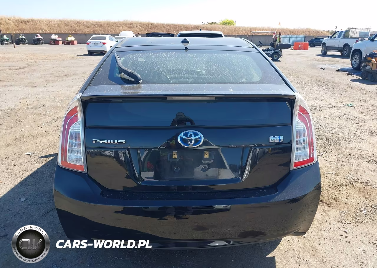 2013 Toyota Prius Three VIN:JTDKN3DU4D5581391 - 16