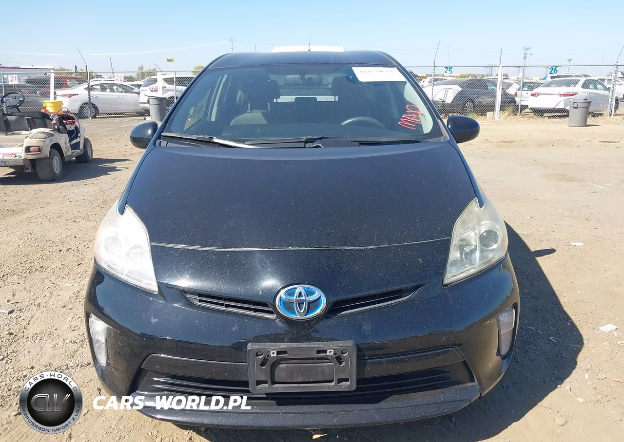2013 Toyota Prius Three VIN:JTDKN3DU4D5581391 - 6