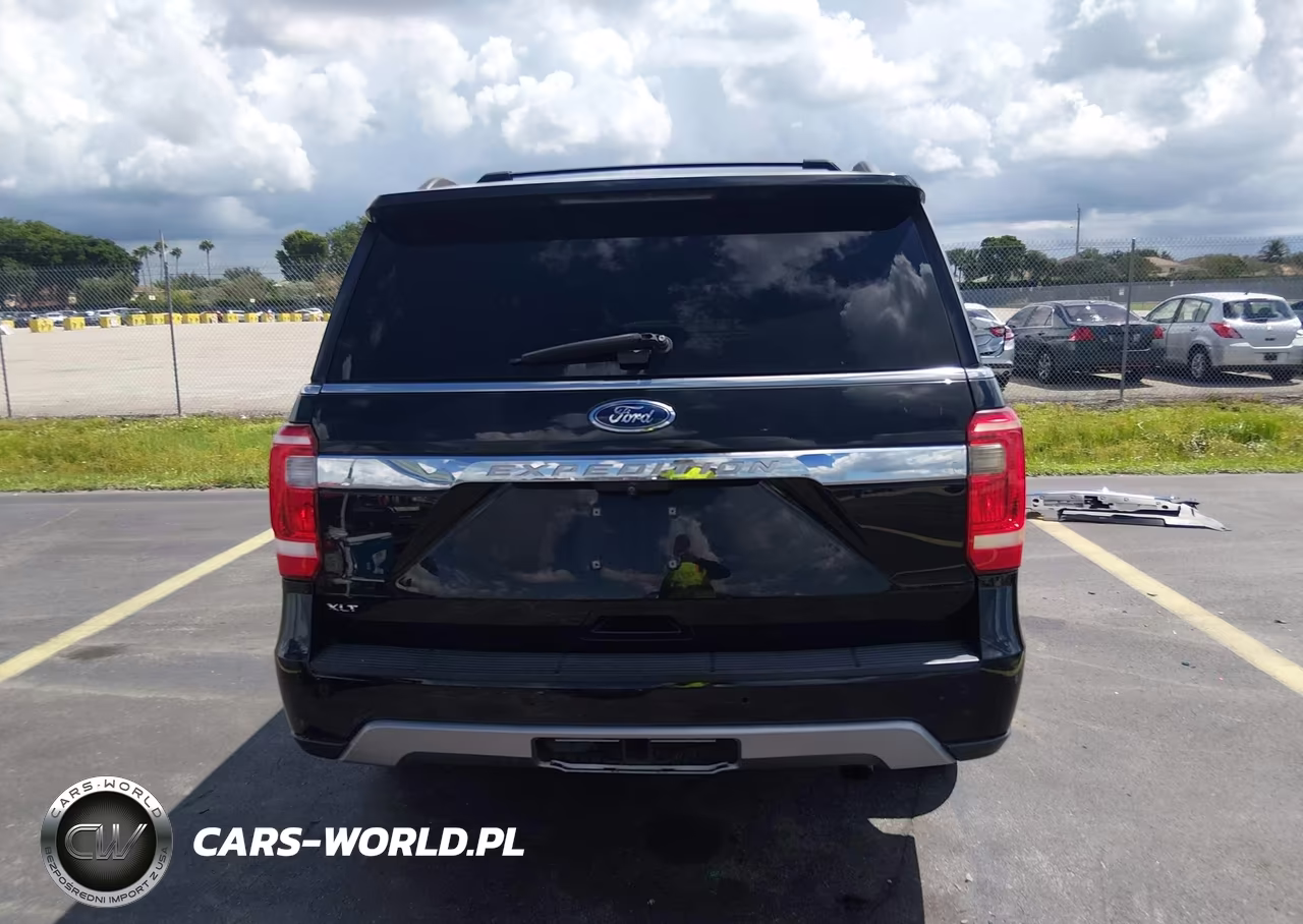 2018 Ford Expedition Xlt VIN:1FMJU1HT4JEA55208 - 17