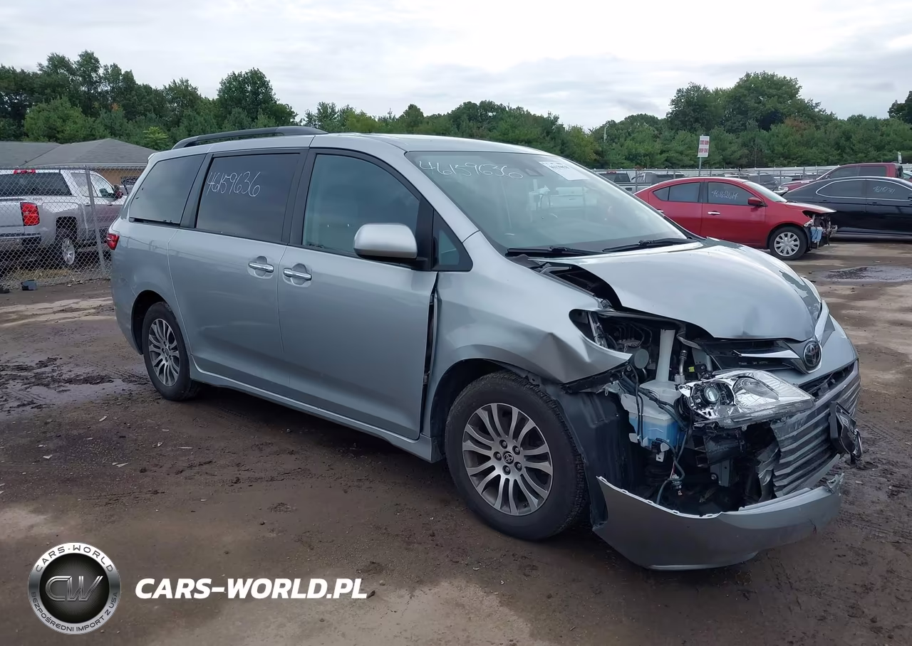 2020 Toyota Sienna Xle