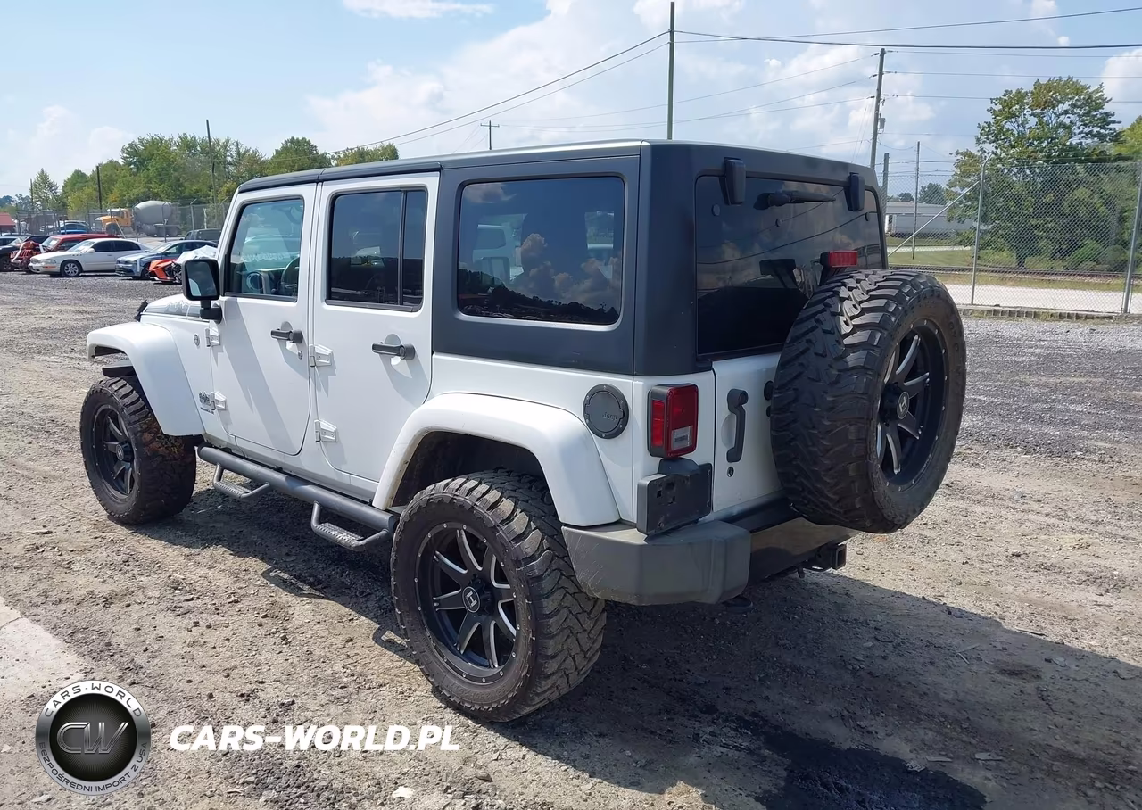 2014 Jeep Wrangler Unlimited Polar Edition VIN:1C4BJWEG9EL200475 - 3