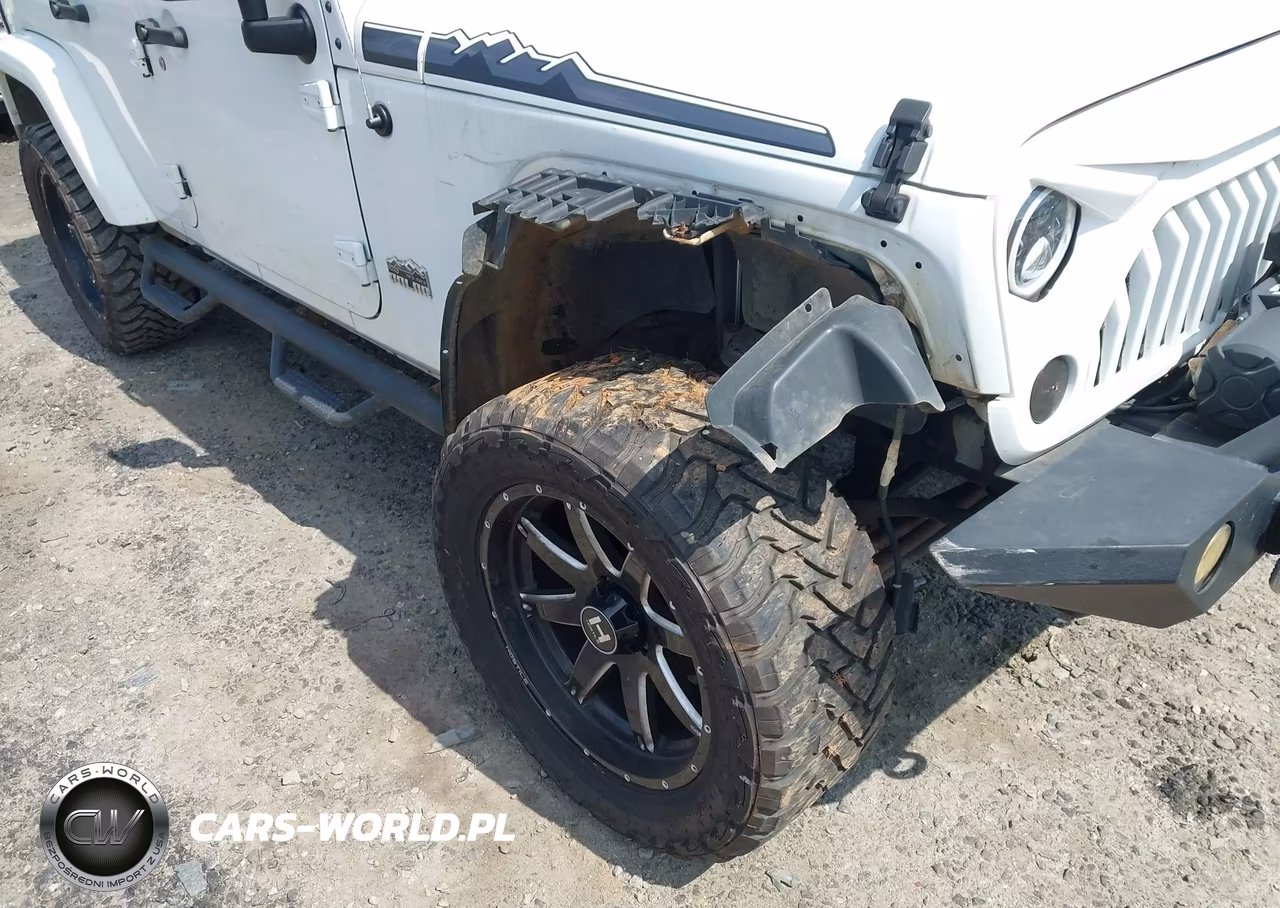 2014 Jeep Wrangler Unlimited Polar Edition VIN:1C4BJWEG9EL200475 - 6