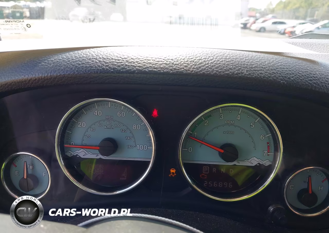 2014 Jeep Wrangler Unlimited Polar Edition VIN:1C4BJWEG9EL200475 - 7