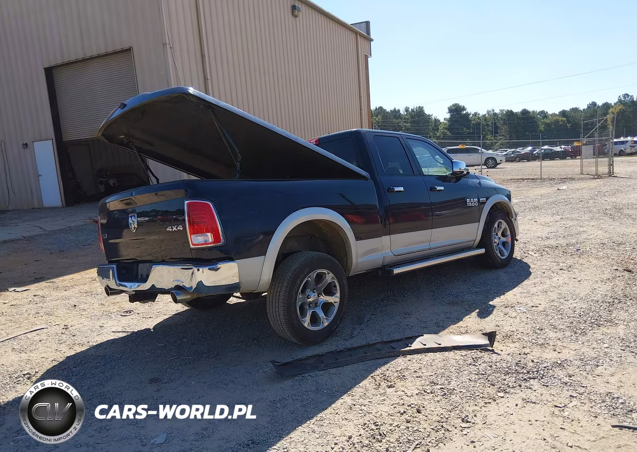 2013 Ram 1500 Laramie VIN:1C6RR7JT9DS702303 - 4