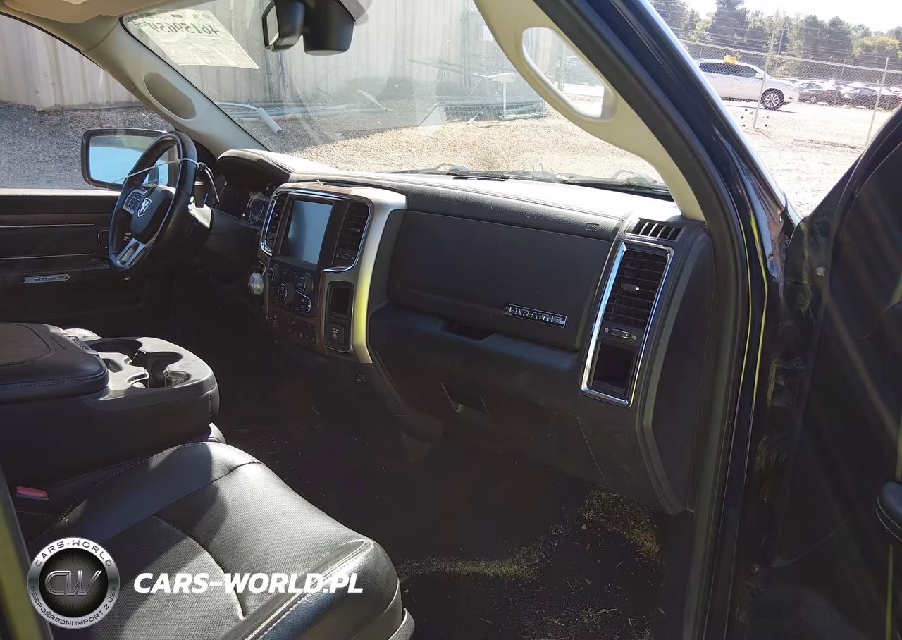 2013 Ram 1500 Laramie VIN:1C6RR7JT9DS702303 - 5