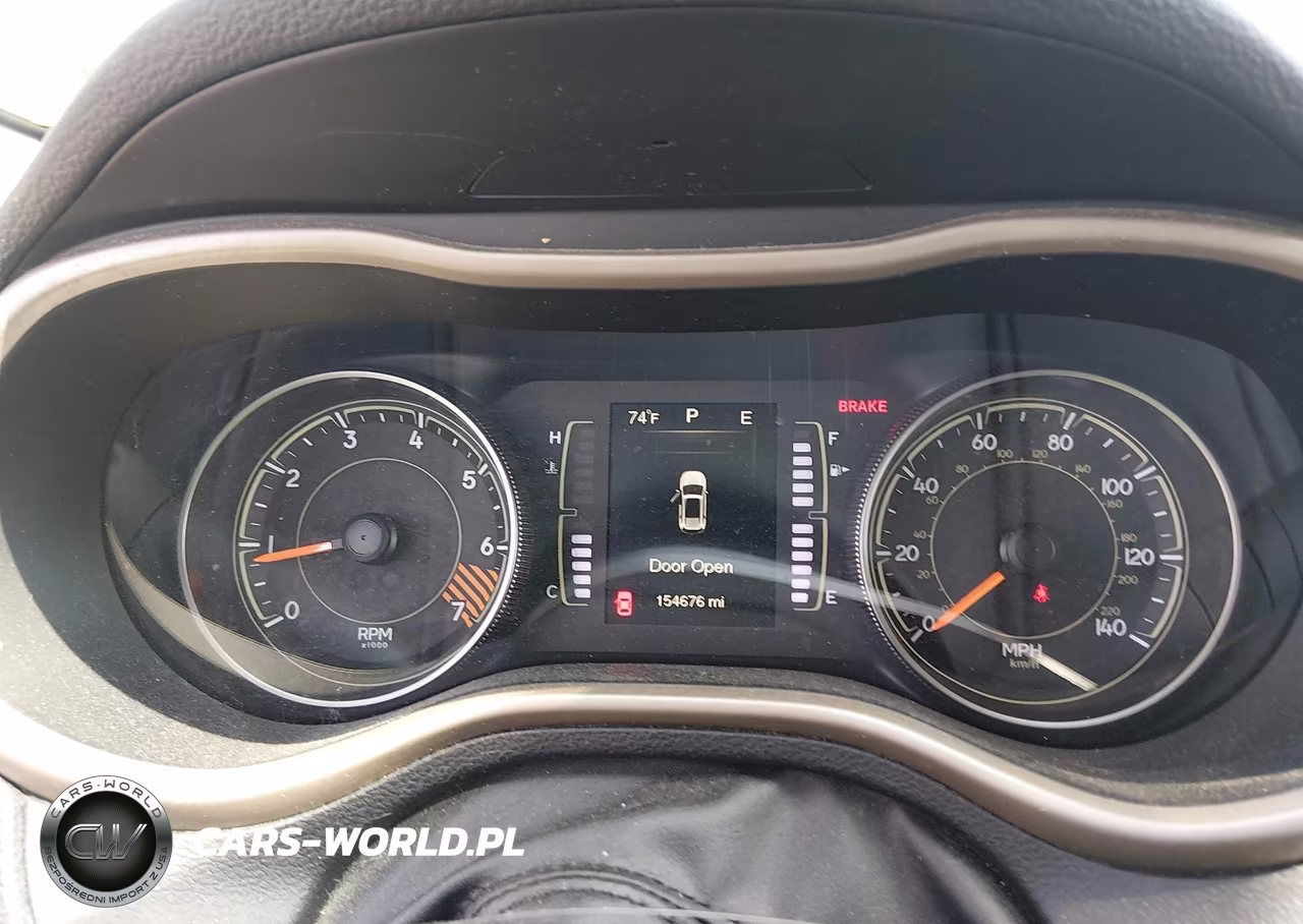 2015 Jeep Cherokee Sport VIN:1C4PJMAB4FW503894 - 7