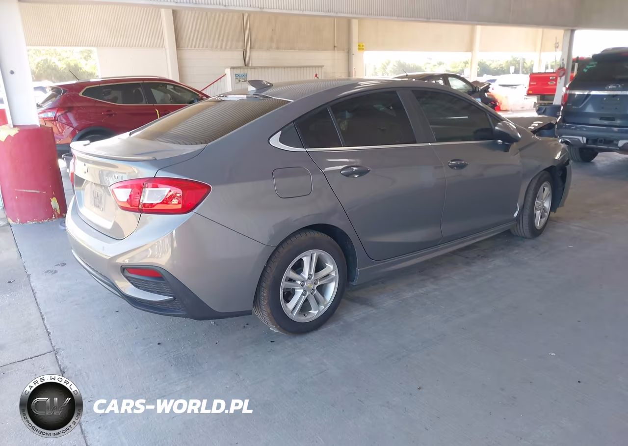 2017 Chevrolet Cruze Lt Auto VIN:1G1BE5SM9H7280990 - 4