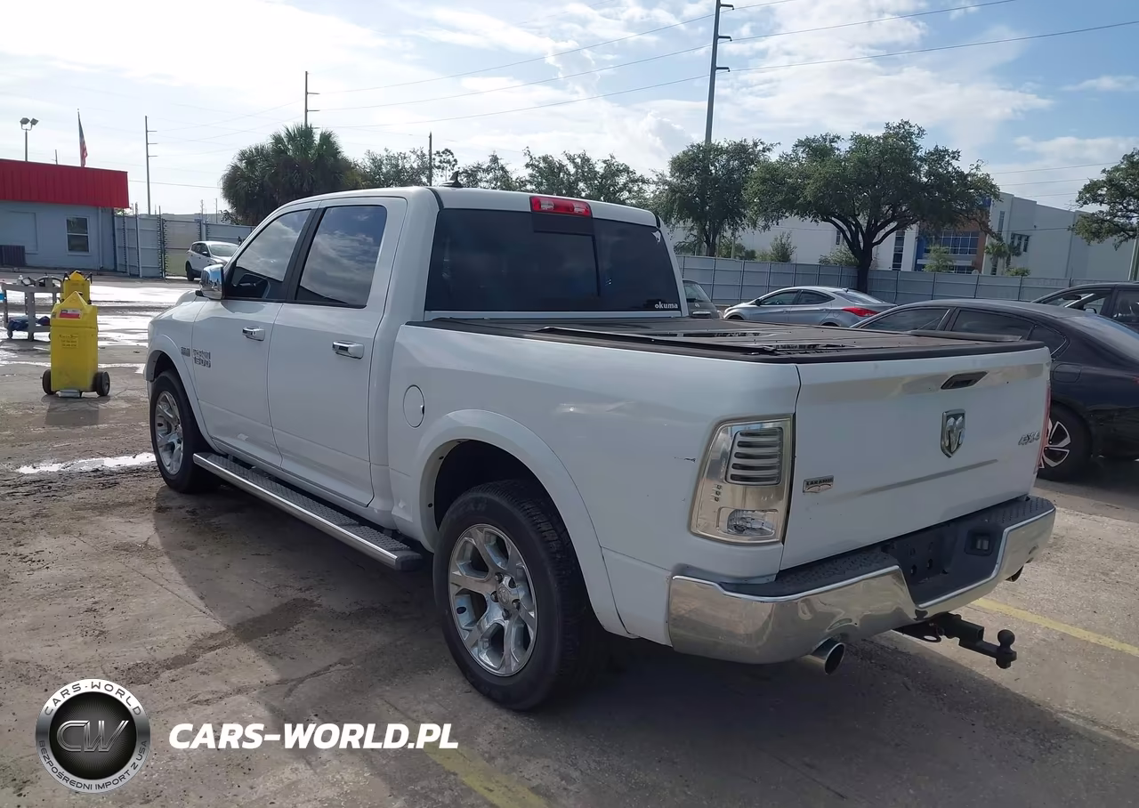 2014 Ram 1500 Laramie VIN:1C6RR7NT0ES420059 - 3